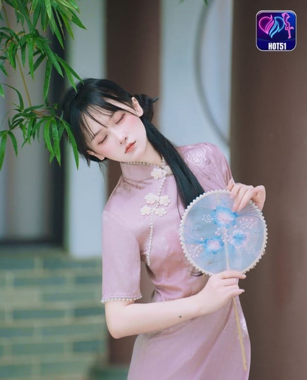 Xiao Xiao Yu on hot51