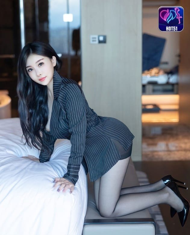 Bai Jie Bessie On Hot51