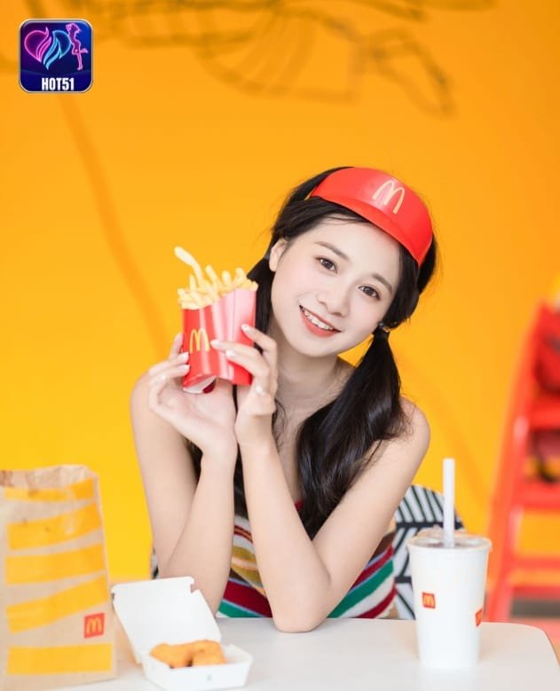 Cheng Zi Shu on hot51