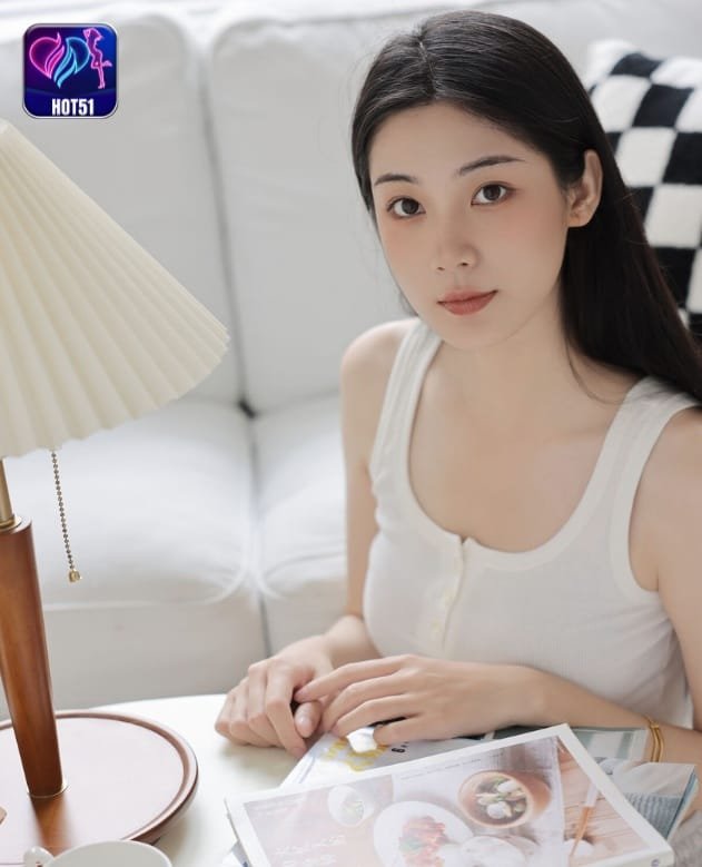 Jian Nan Shan on hot51