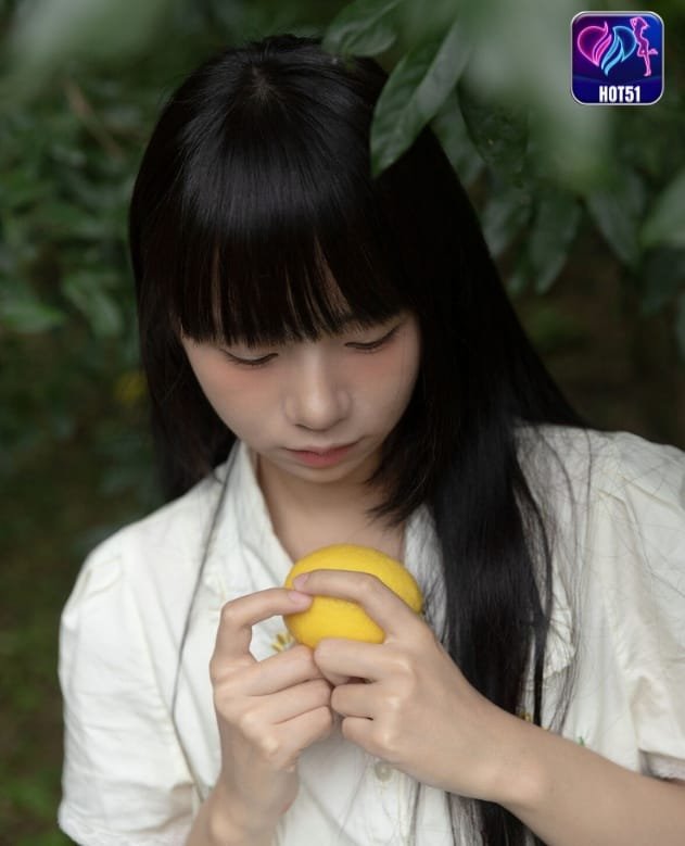 Jin Ya on hot51 