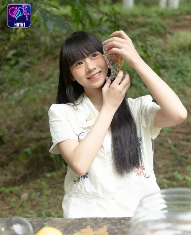 Jin Ya on hot51 