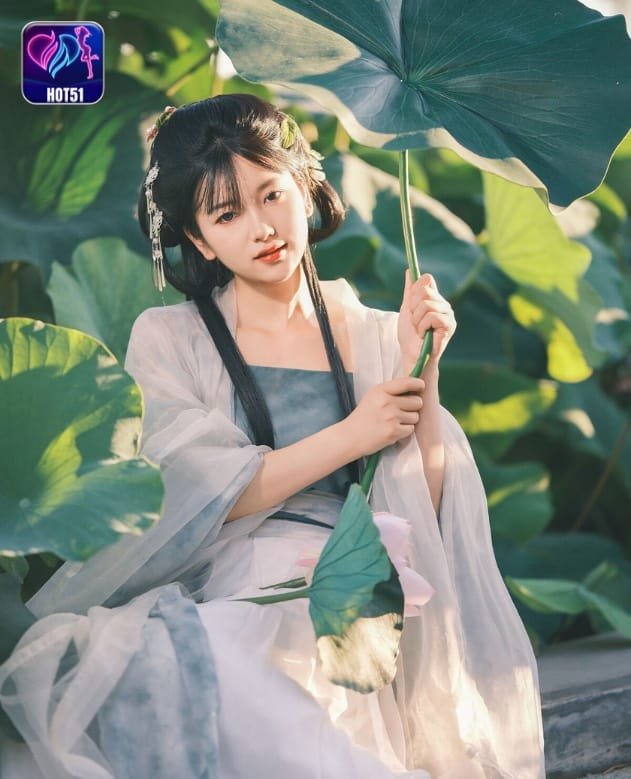 Jing Jing on hot51 
