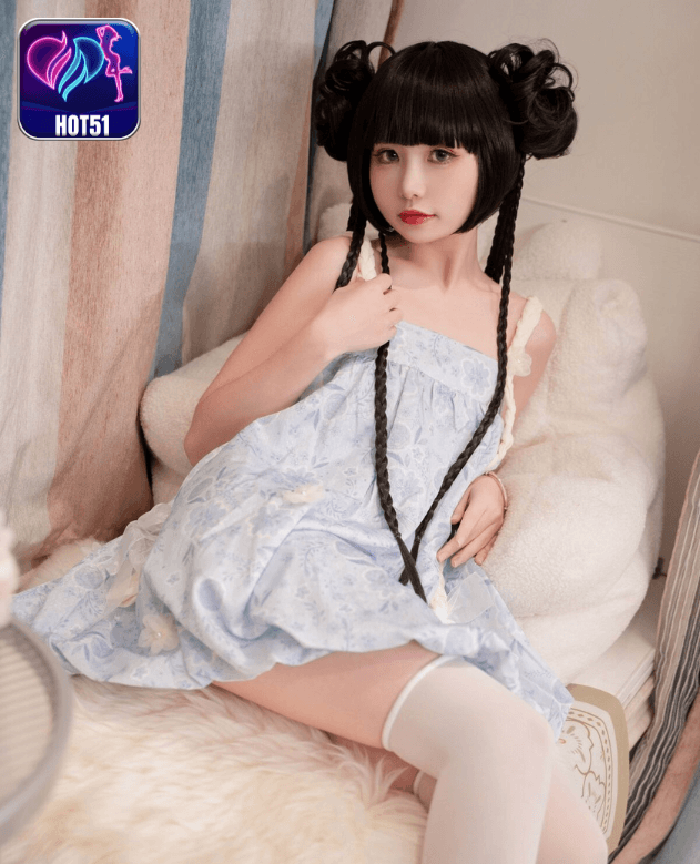 Miao Xiao Ji on hot51