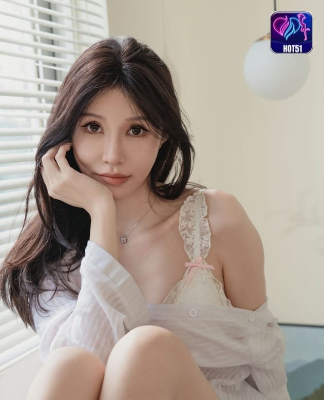 You are currently viewing Khám Phá Hình Ảnh Nữ Sinh Xinh Đẹp Qiu Qiu Trên Hot51