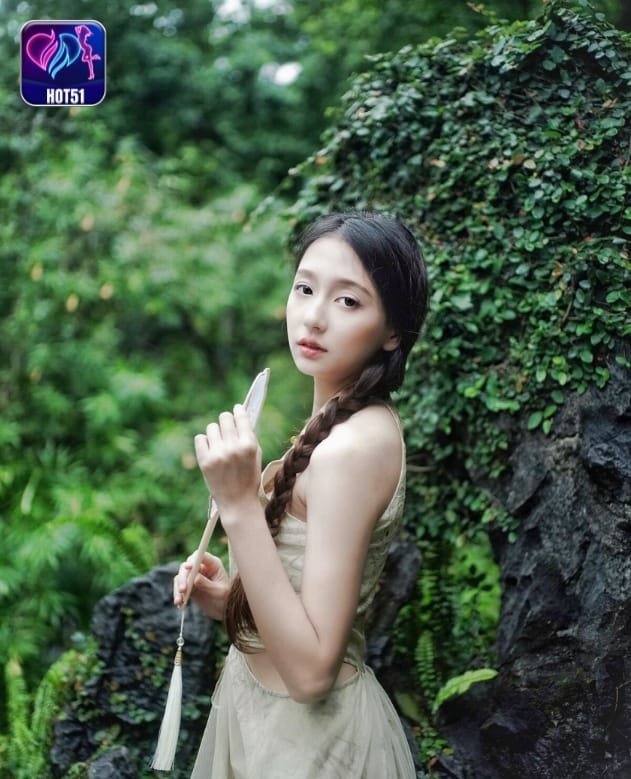 Sylvia on hot51