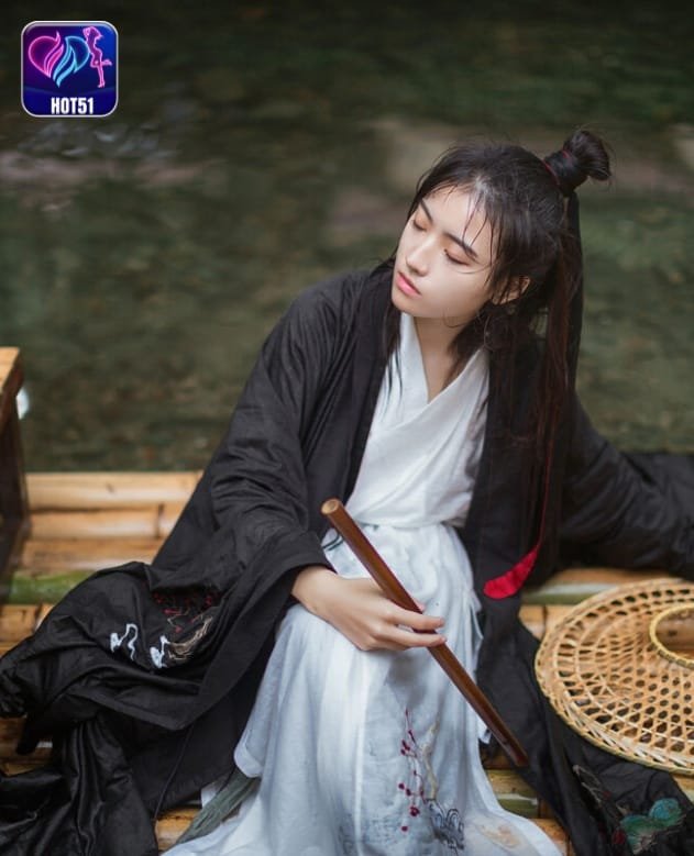 Tian Tian on hot51