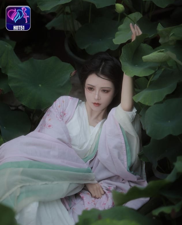 Wu Sui Sui on hot51