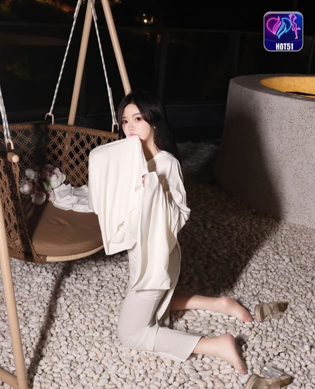 Xiao Shu Tiao Nienie on hot51 