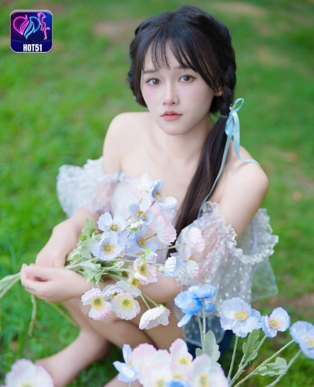 Xiao Xiao Yu on hot51