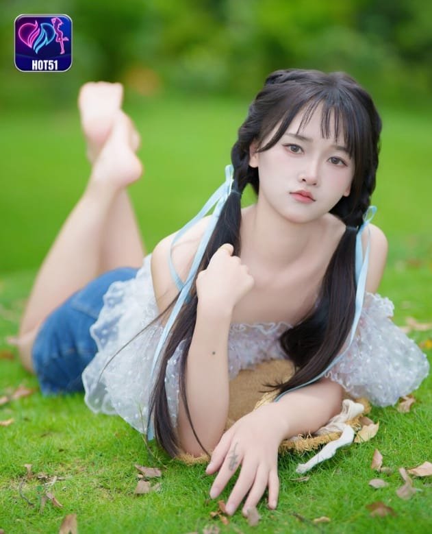 Xiao Xiao Yu on hot51