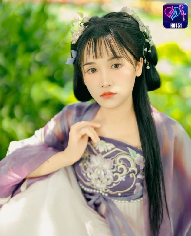 Xiao Xiao Yu on hot51